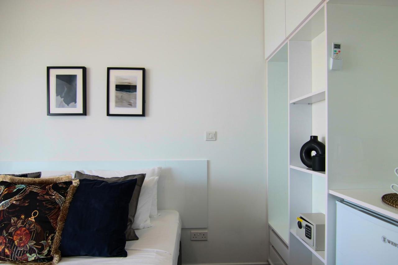 Phaedrus Living: Luxury Suite Nicosia 509 Exterior photo